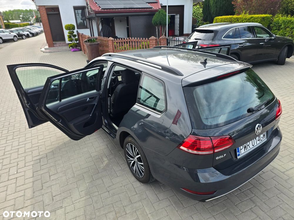 Volkswagen Golf - 39