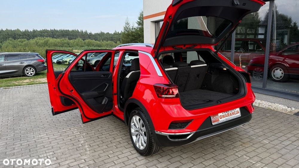 Volkswagen T-Roc - 16