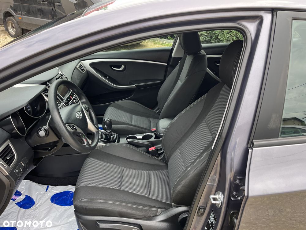 Hyundai i30 blue 1.4 Classic Navigation - 10