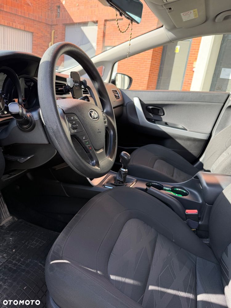 Kia Ceed 1.4 M - 25