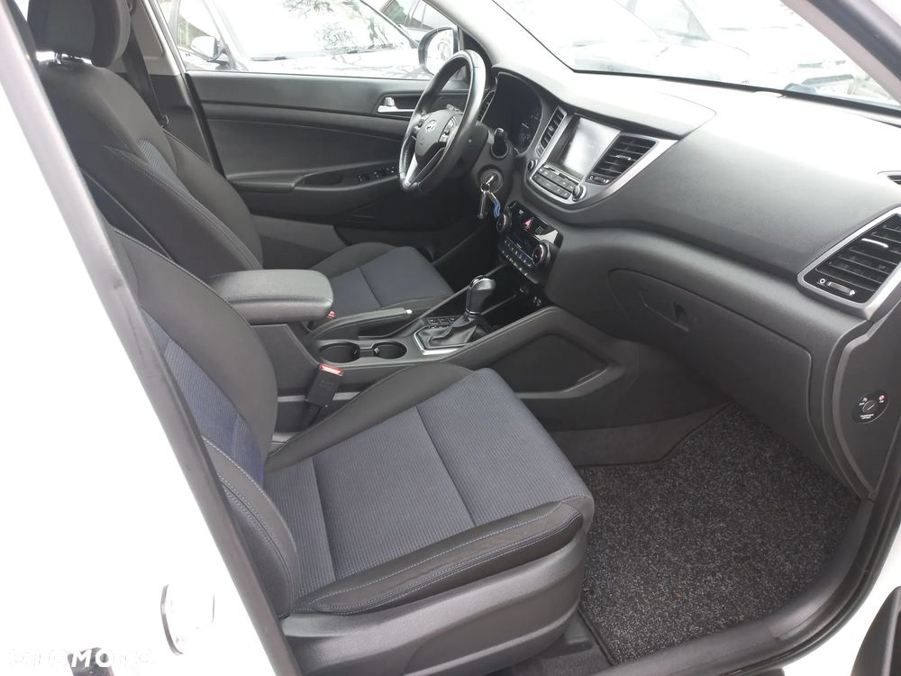 Hyundai Tucson blue 1.7 CRDi 2WD DCT Style - 22