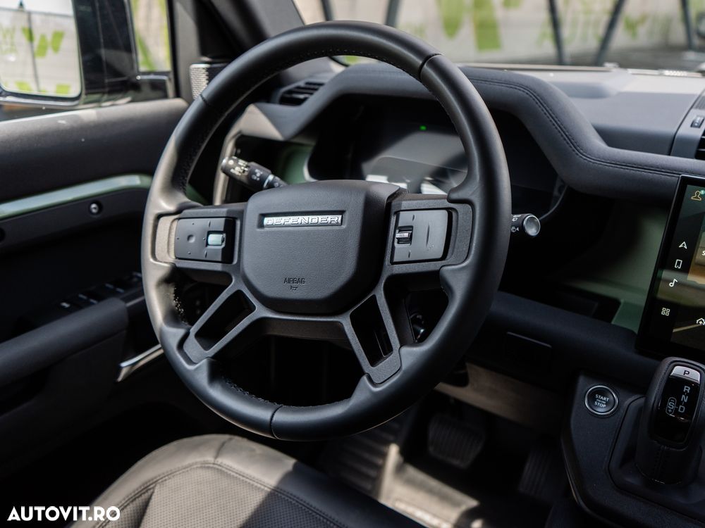 Land Rover Defender 110 3.0 P400 MHEV - 28