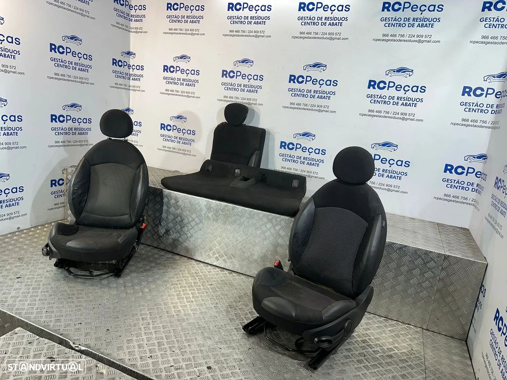 .Conjunto de Bancos em Pele e Tecido Mini Cooper R55 R56 Original - 3