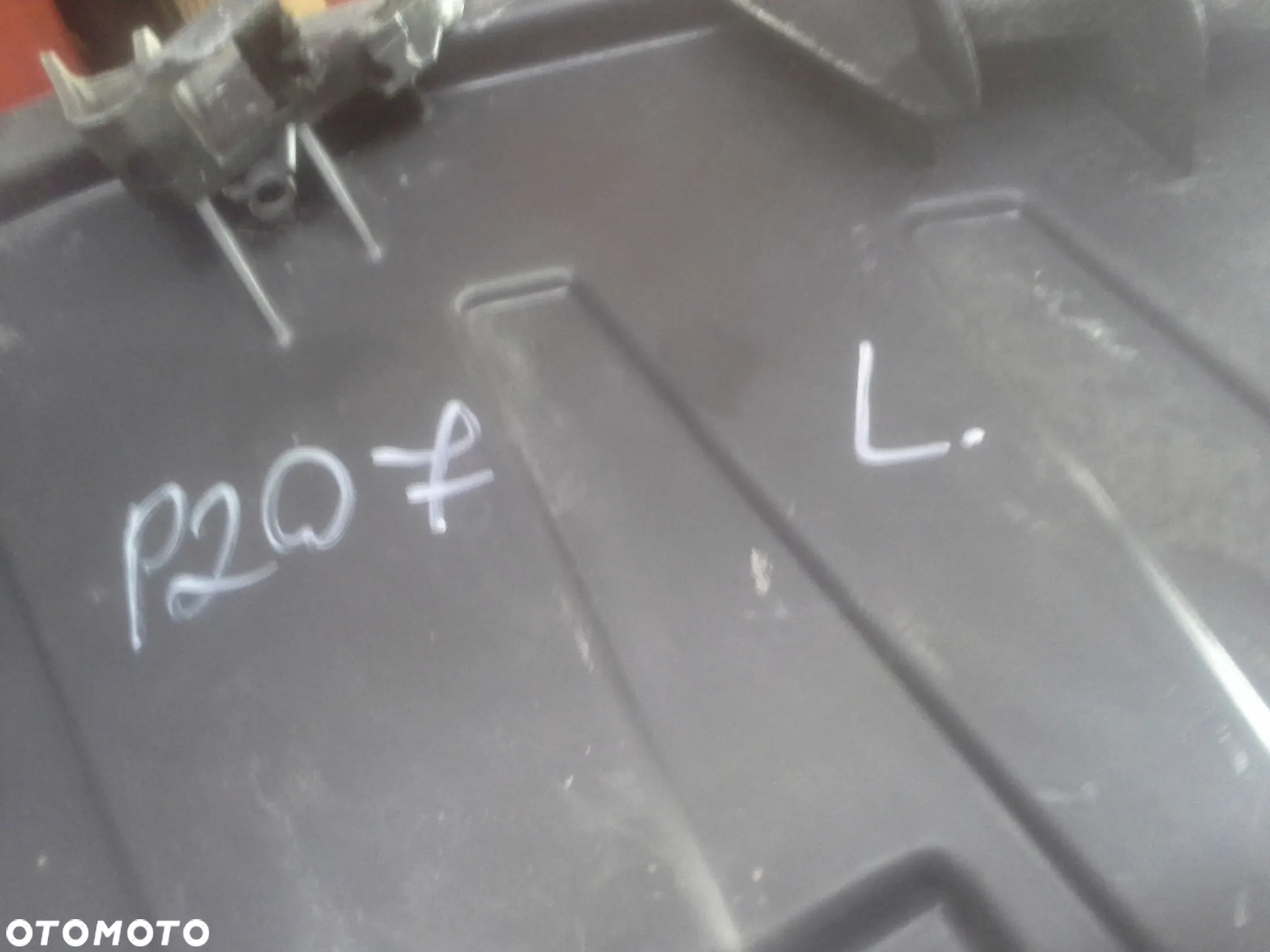 Peugeot 207 lampy przednie reflektory 9649986280  9649986180 - 6