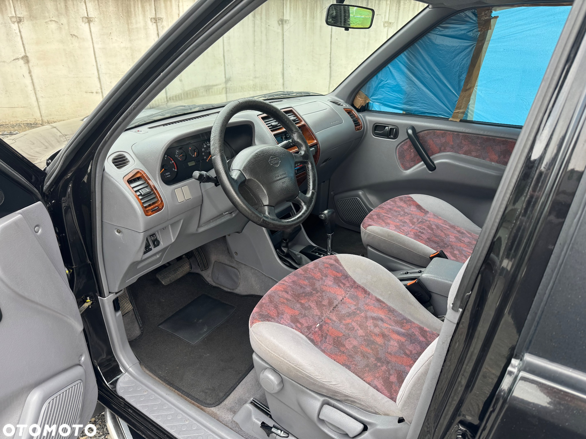 Nissan Terrano - 12