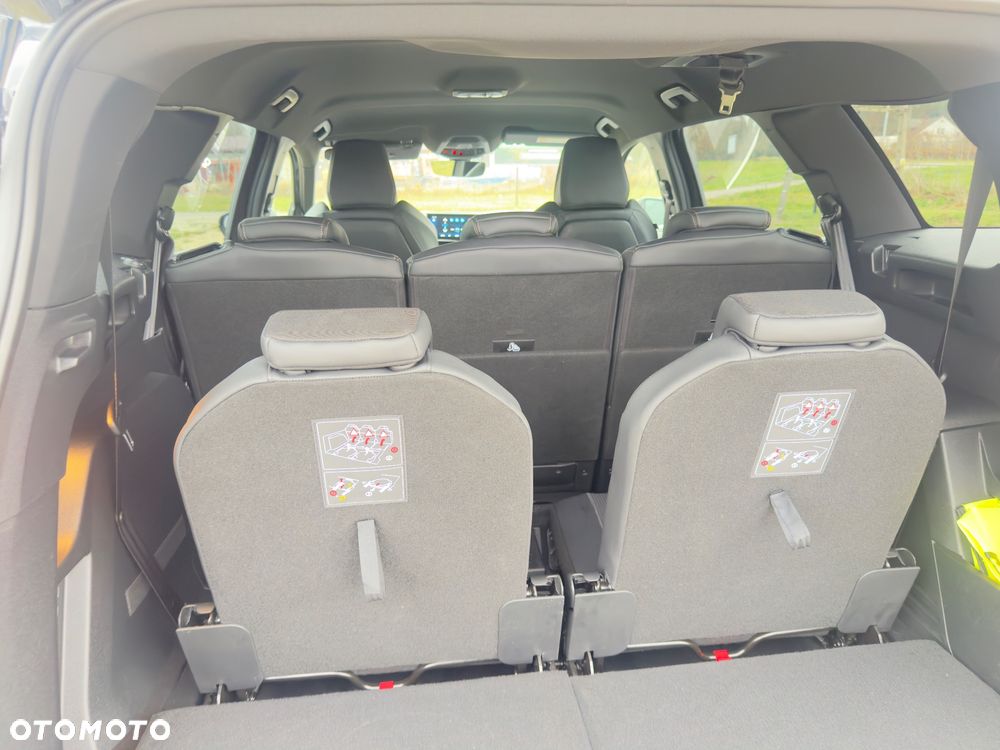 Peugeot 5008 PureTech 130 EAT8 Stop & Start GT - 22