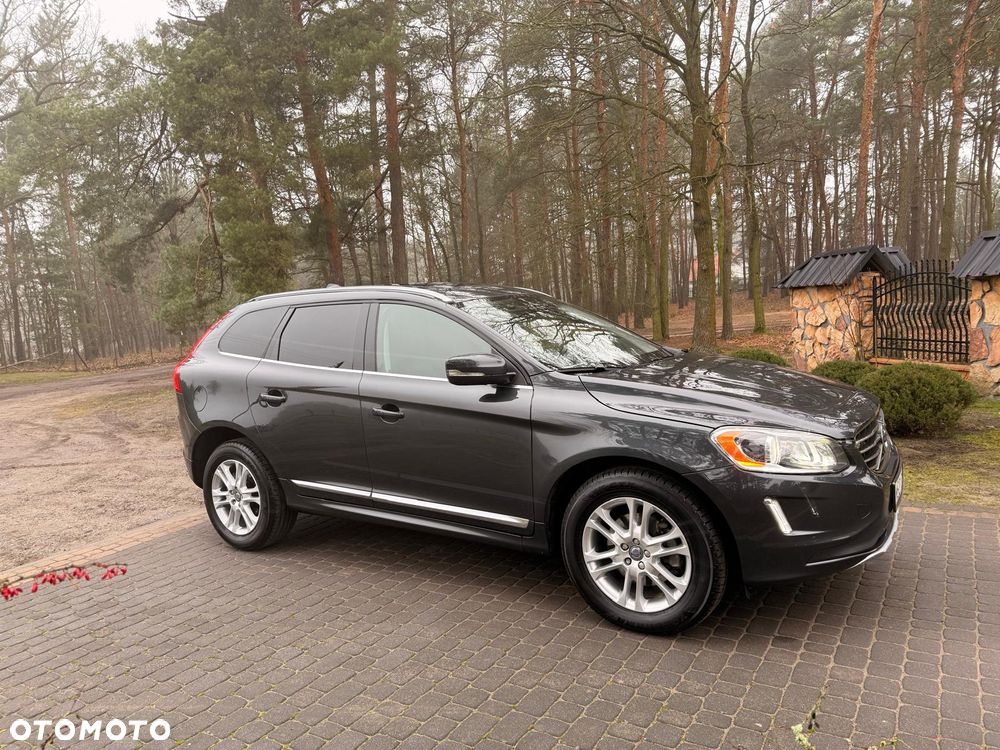 Volvo XC 60 T5 Summum - 1