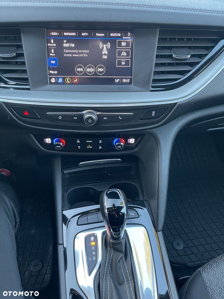 Opel Insignia - 10