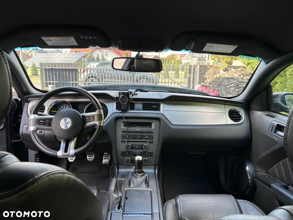 Ford Mustang 5.0 V8 GT - 11