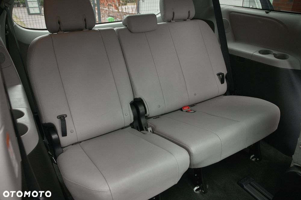 Toyota Sienna 3.5 V6 Limited AWD - 32