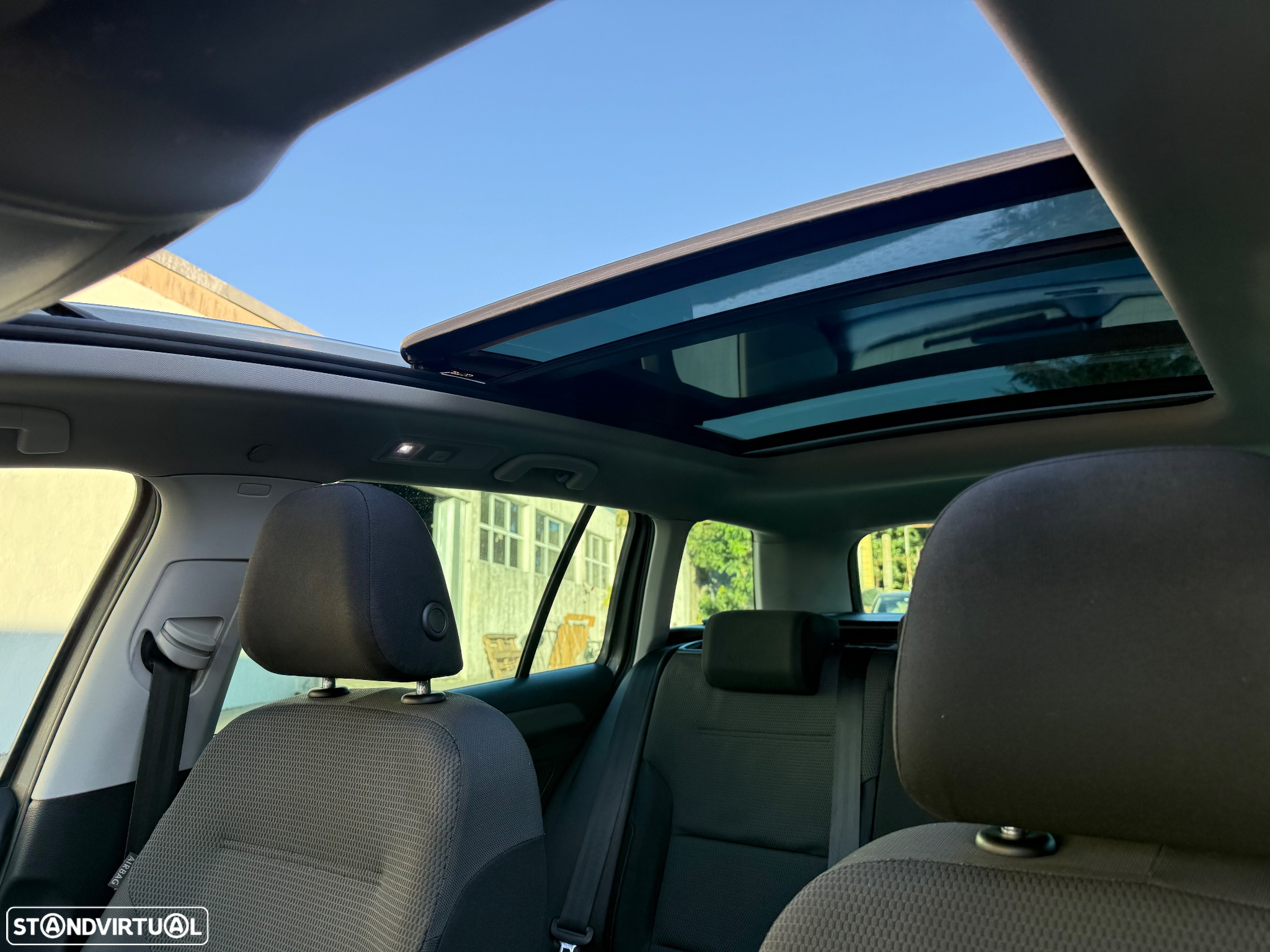 VW Golf Variant - 17