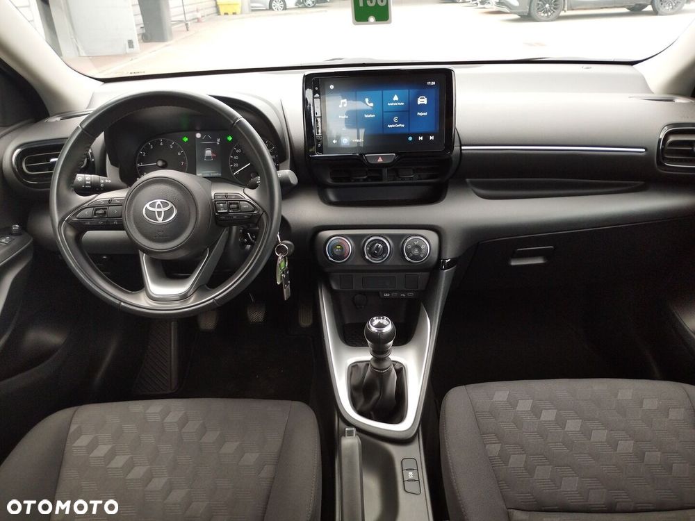 Toyota Yaris 1.5 Comfort - 2
