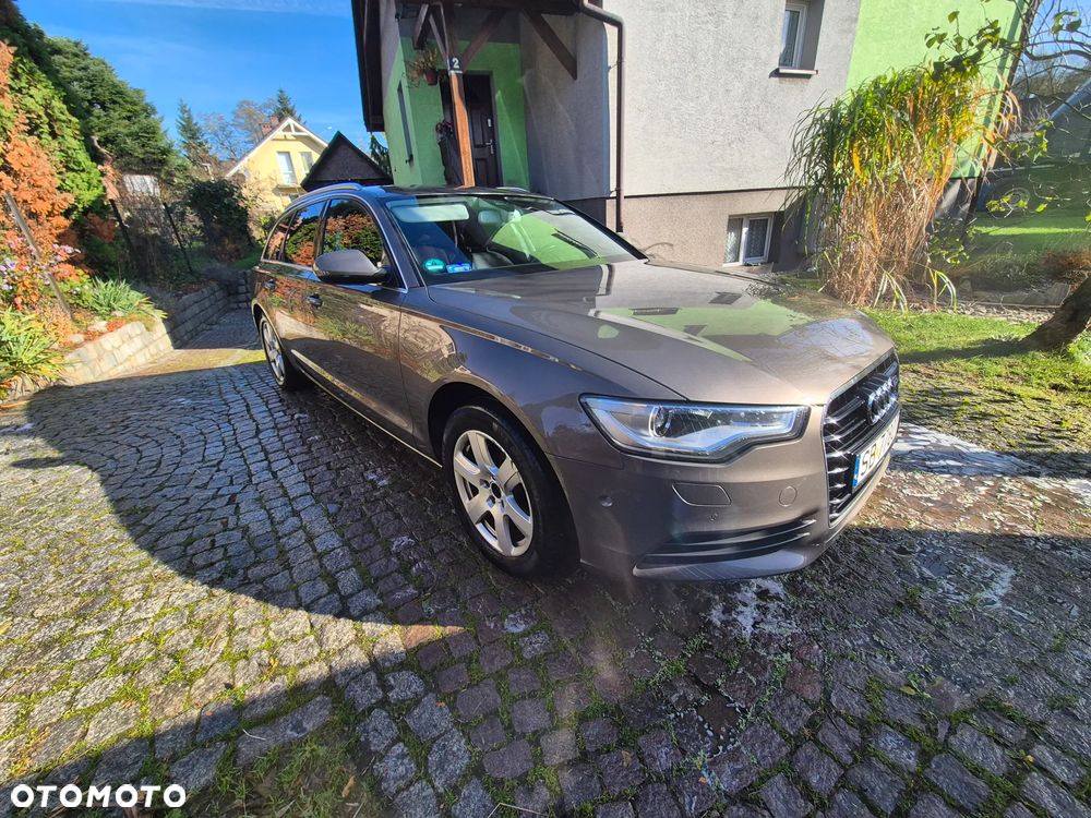 Audi A6 Avant - 1