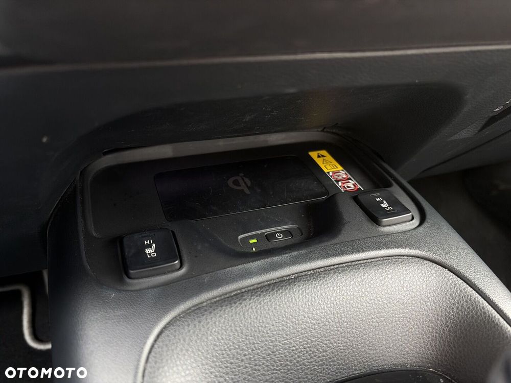 Toyota Corolla 1.8 Hybrid Style - 24