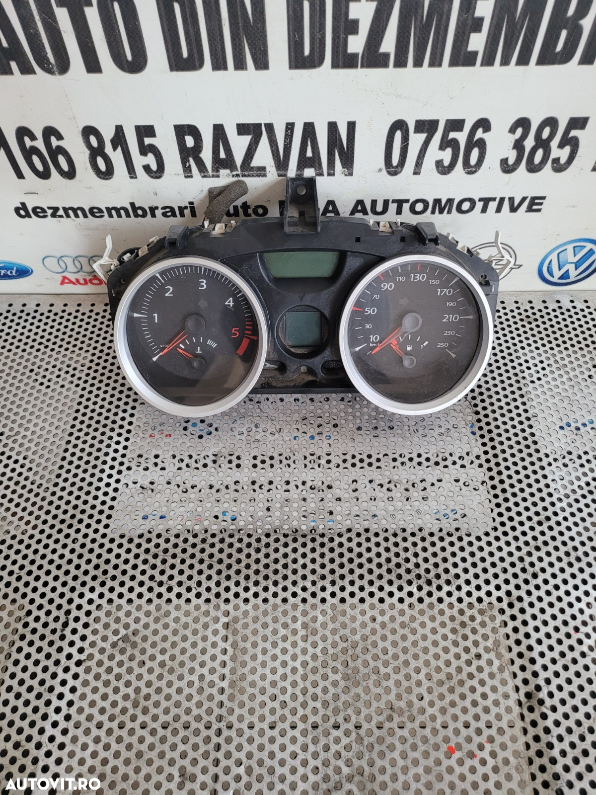 Ceasuri Bord Renault Megane 2 1.5 Dci Euro 4 Volan Stanga Livram Oriunde In Tara Dezmembrez Renault Megane 2 1.5 Dci Euro 4 - 2