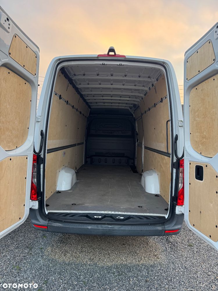 Mercedes-Benz Sprinter max - 8