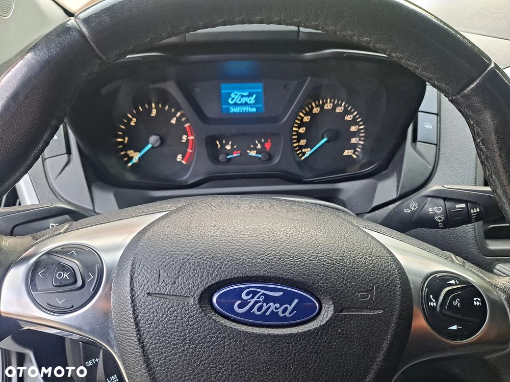 Ford TRANSIT CUSTOM - 11