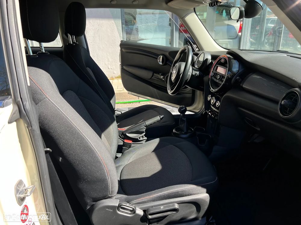 MINI 3 Portas Cooper D Seven - 9