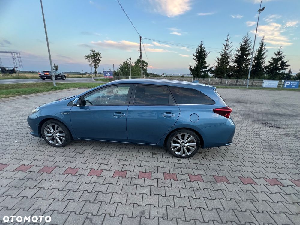 Toyota Auris - 3