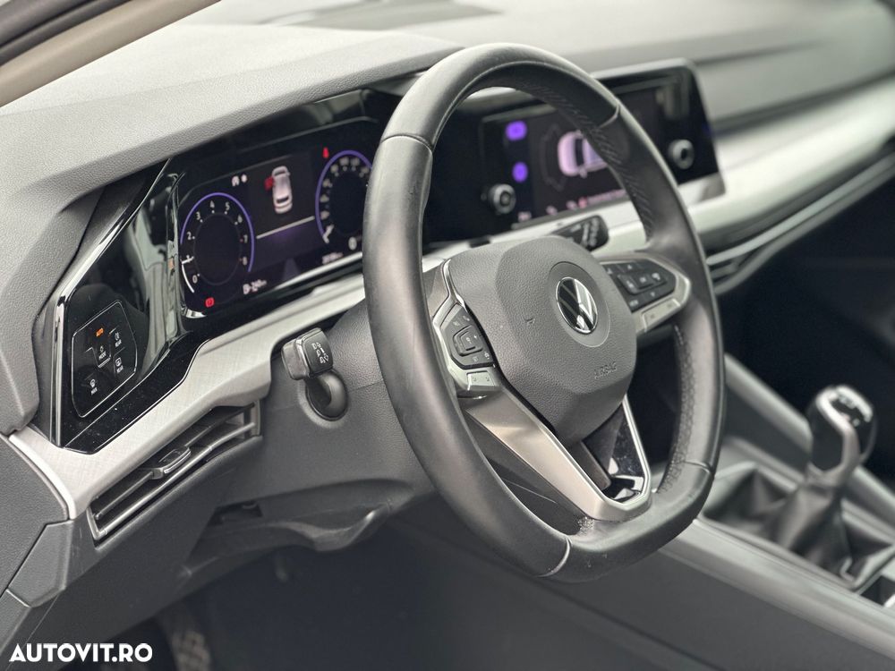 Volkswagen Golf 1.0 TSI Comfortline - 8