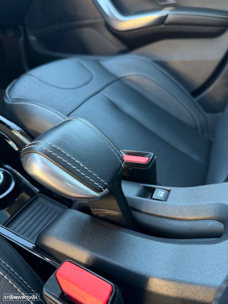 Peugeot 2008 PureTech 130 Stop&Start Allure - 23