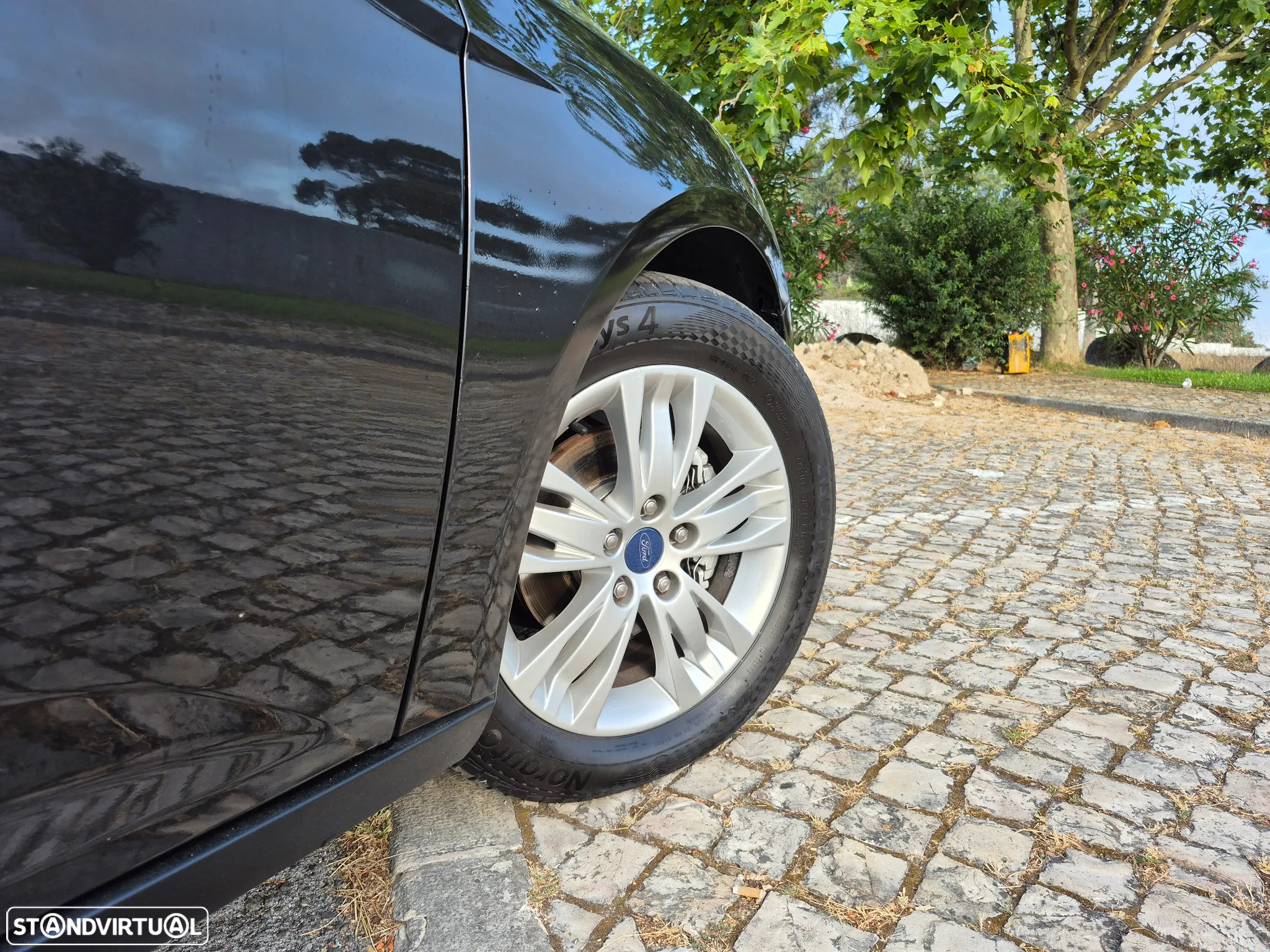 Ford Focus SW 1.6 TDCi Titanium - 8