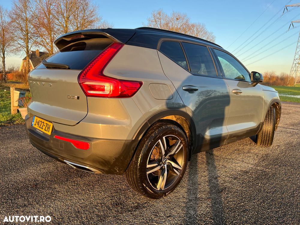 Volvo XC 40 D3 AWD R-Design - 4