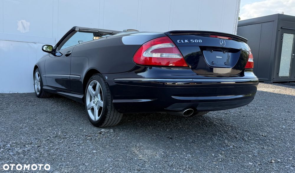Mercedes-Benz CLK - 13