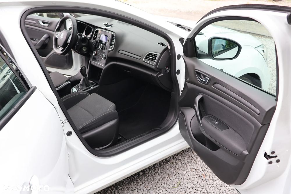 Renault Megane 1.3 TCe FAP Intens - 11