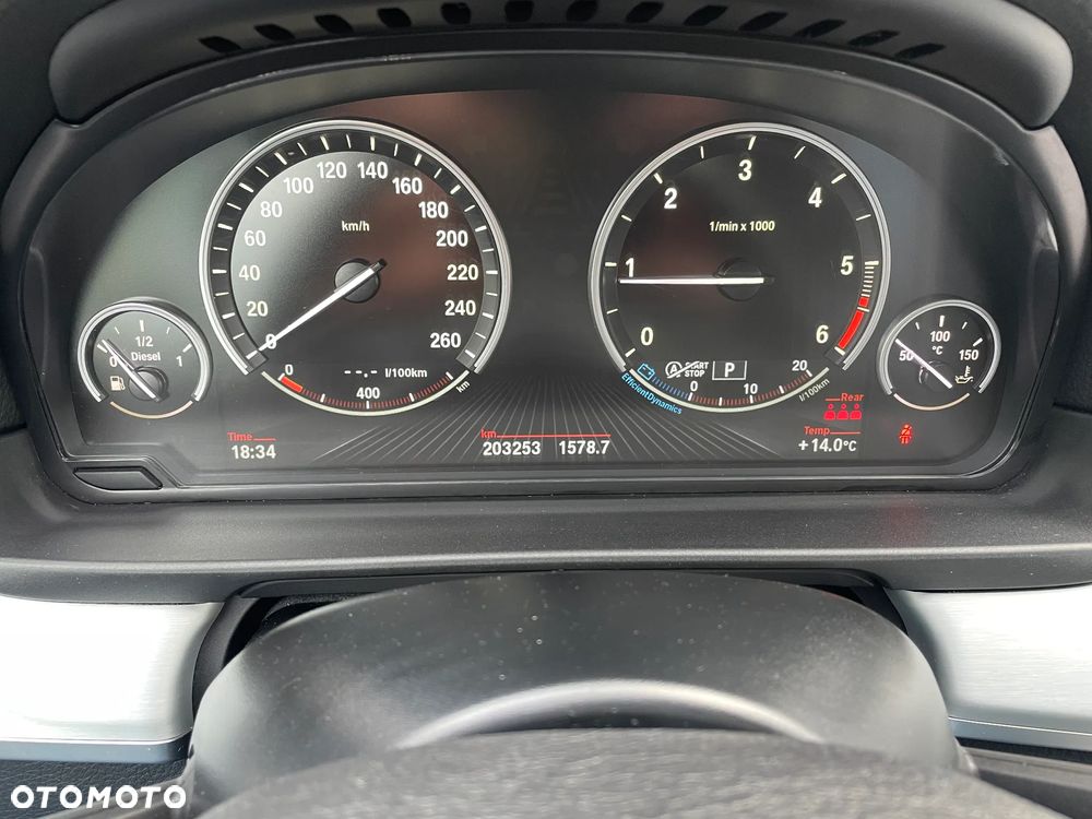 BMW Seria 5 520d Modern Line - 19