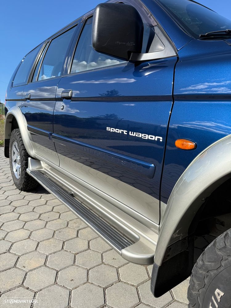 Mitsubishi Pajero Sport 2.5 TD GLS - 8