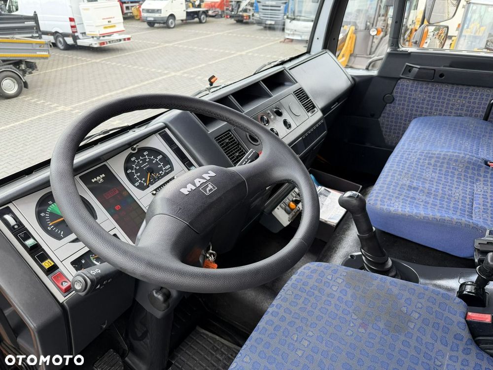 MAN LE 14.220B 4x4 Zwyżka Bizzocchi KF 260 Podnośnik Koszowy - 31