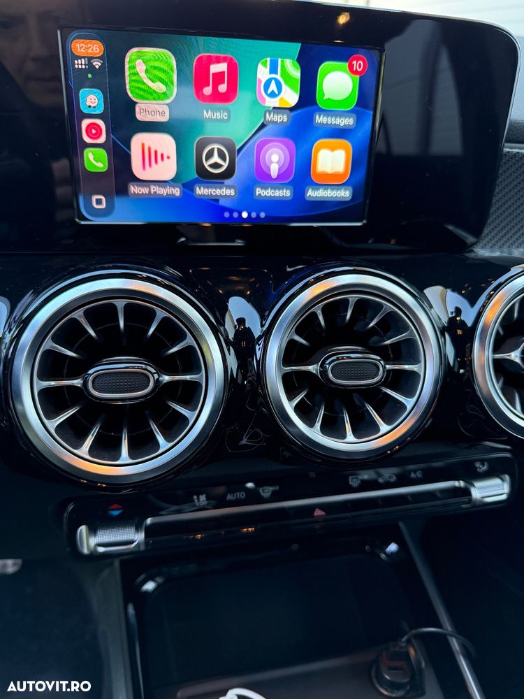 Mercedes-Benz GLB - 14