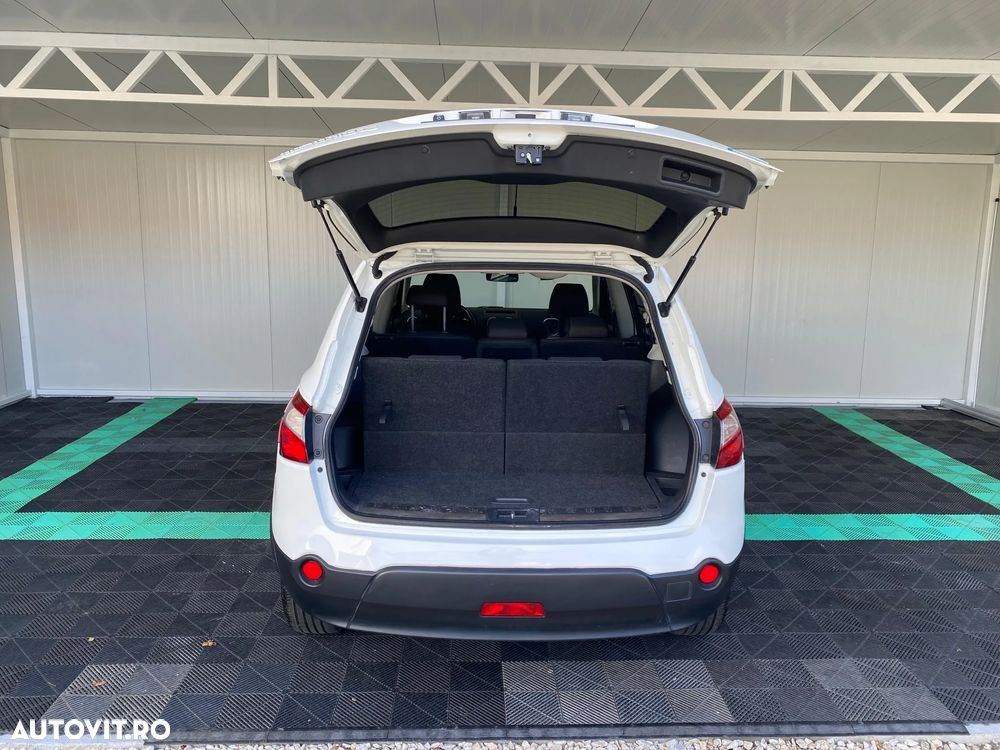 Nissan Qashqai - 12