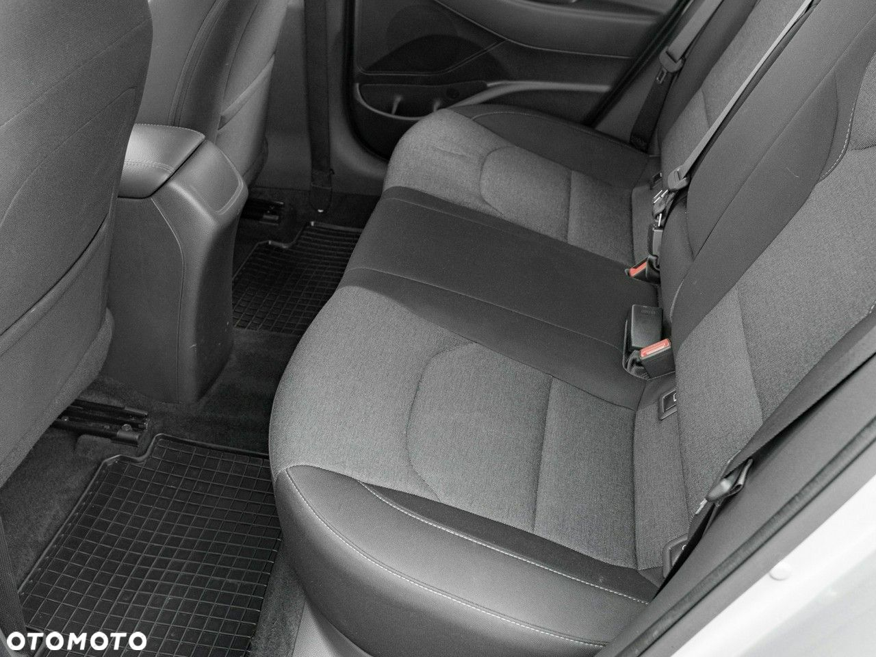Hyundai i30 1.5 DPI Smart - 28
