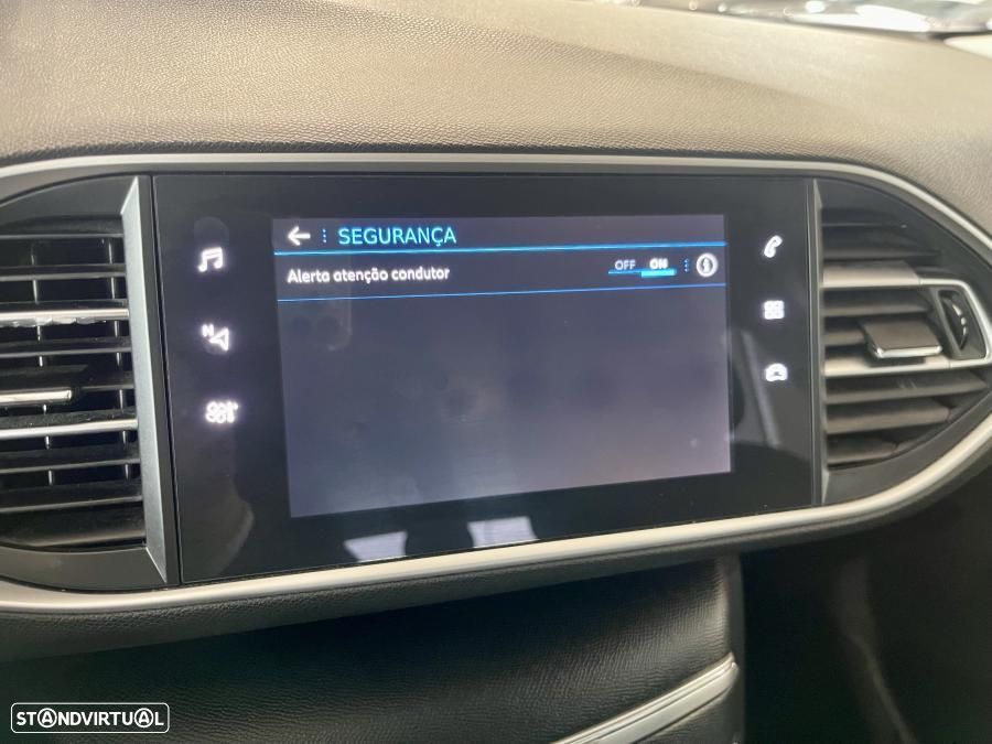 Peugeot 308 SW 1.5 BlueHDi Style - 21