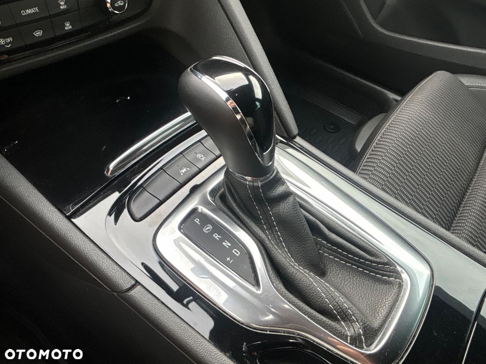 Opel Insignia 2.0 CDTI GS Line S&S - 10