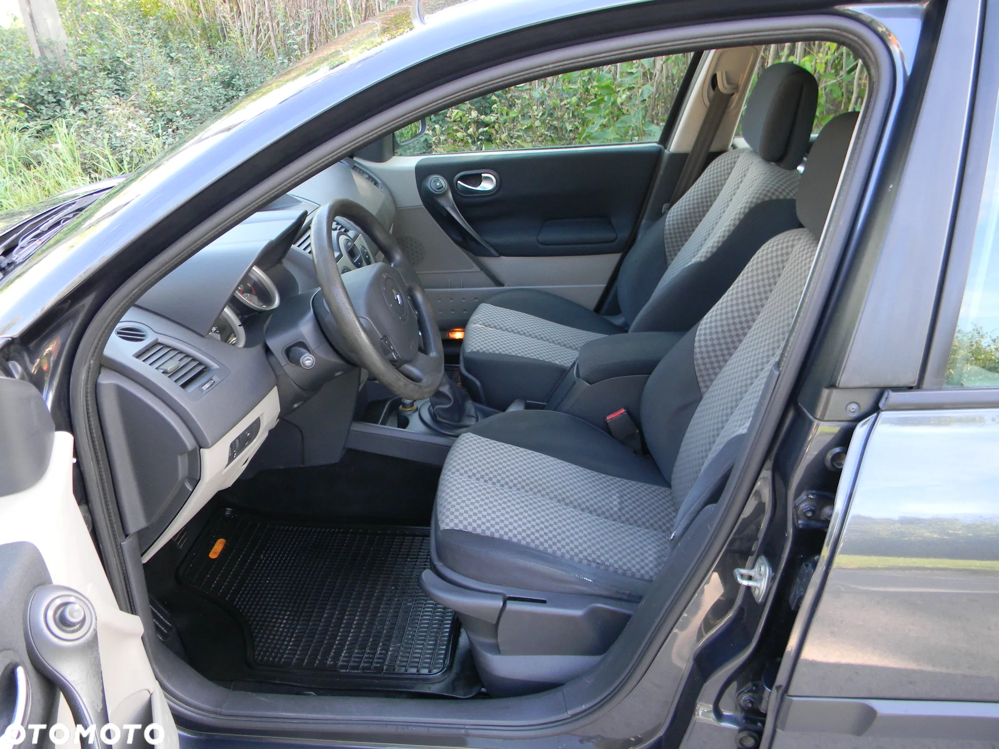 Renault Megane 1.9 dCi Exception - 11