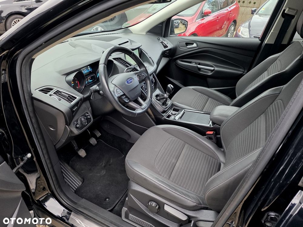 Ford Kuga 2.0 TDCi AWD Titanium - 12