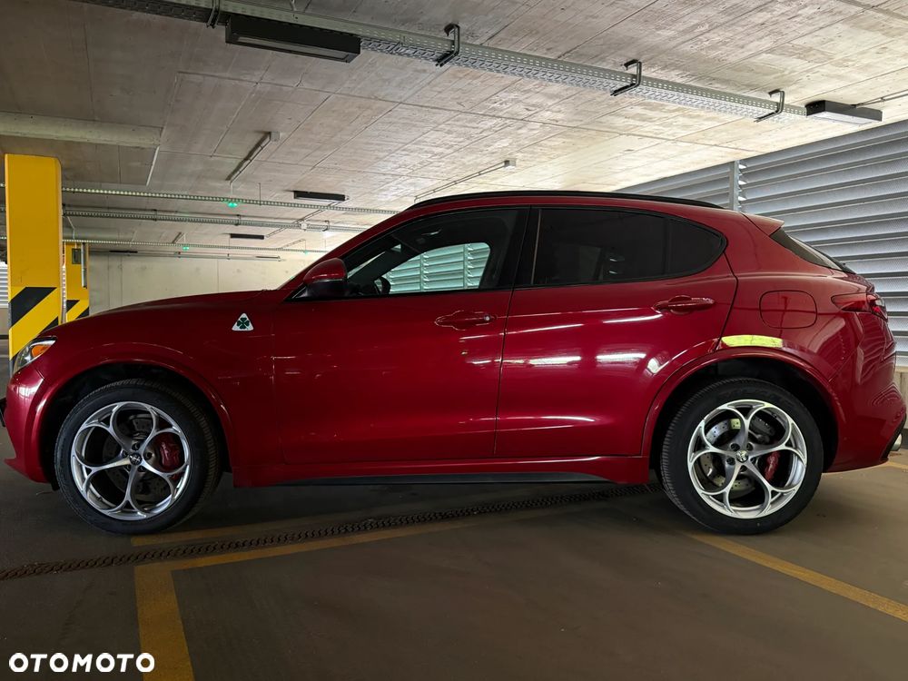Alfa Romeo Stelvio 2.9 V6 Bi-Turbo Quadrifoglio Q4 - 11