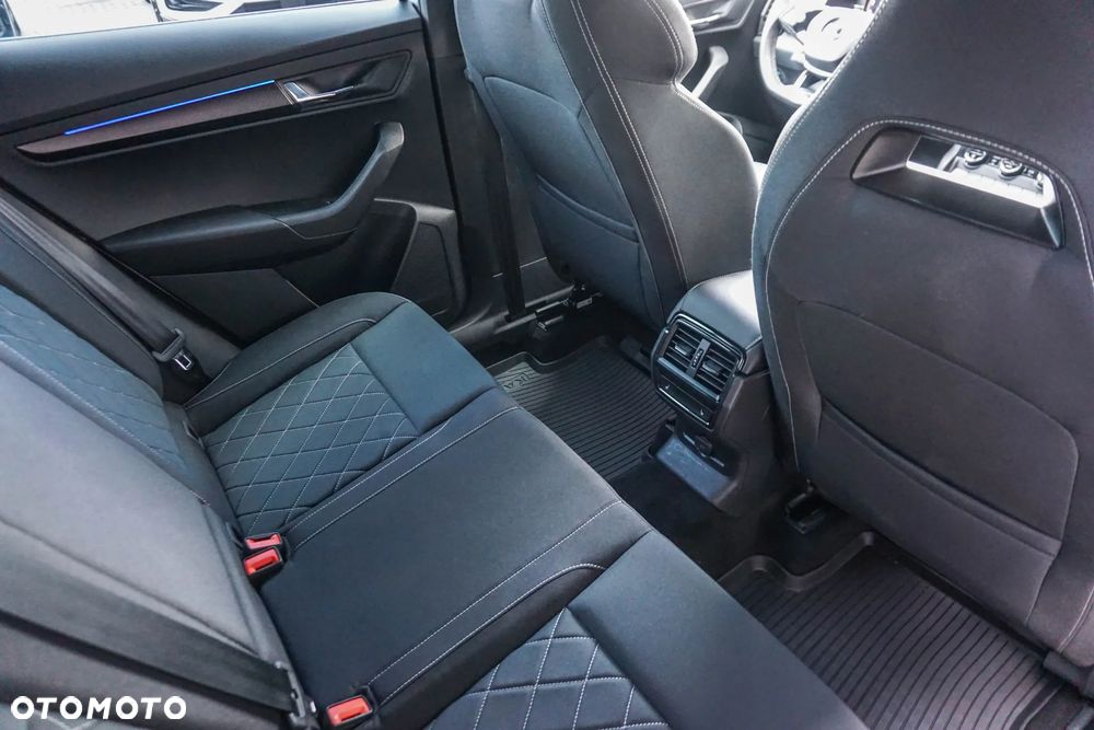 Skoda Karoq 2.0 TSI 4x4 Sportline DSG - 35