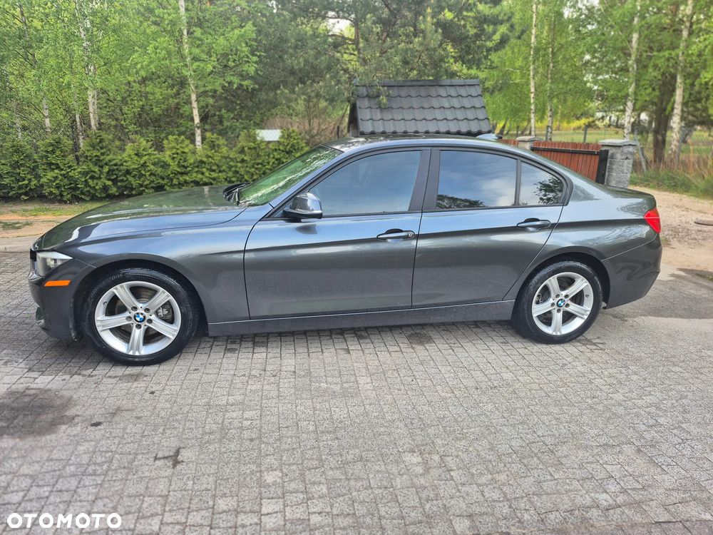 BMW Seria 3 328i - 6
