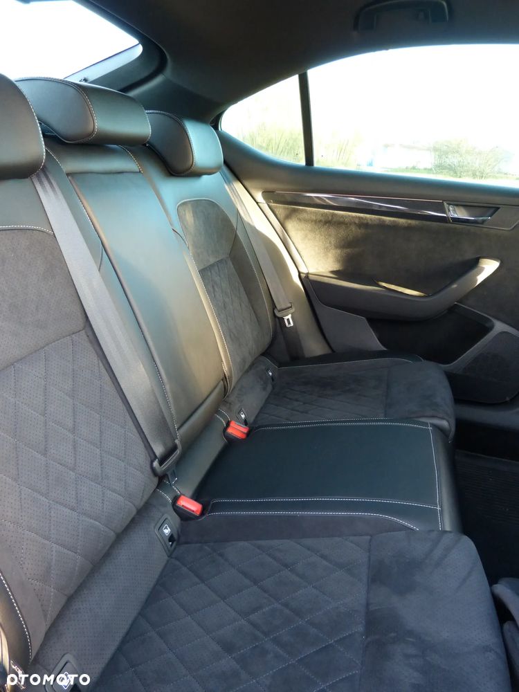 Skoda Superb 1.8 TSI Sportline - 10