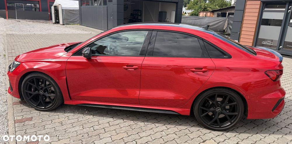 Audi RS3 Limousine - 3