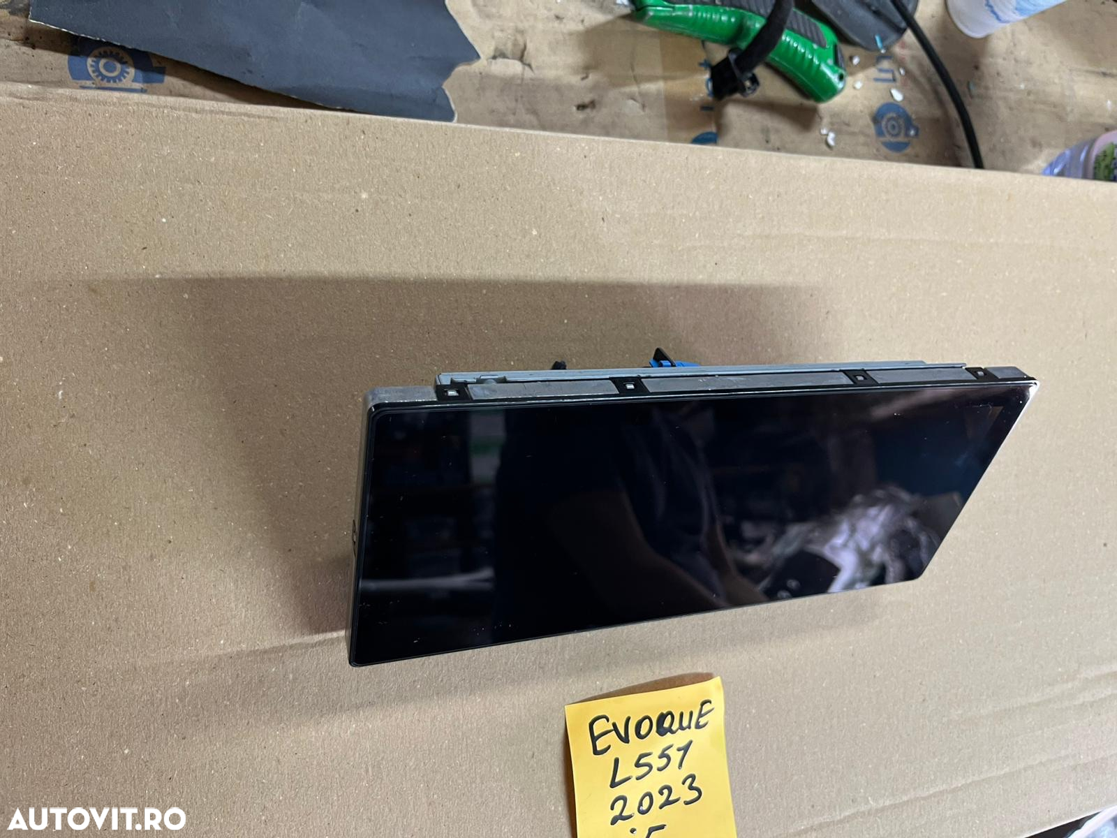 Display navigatie, touchscreen EVOQUE L551 an 2023 cod N8D2-19C279 - 2