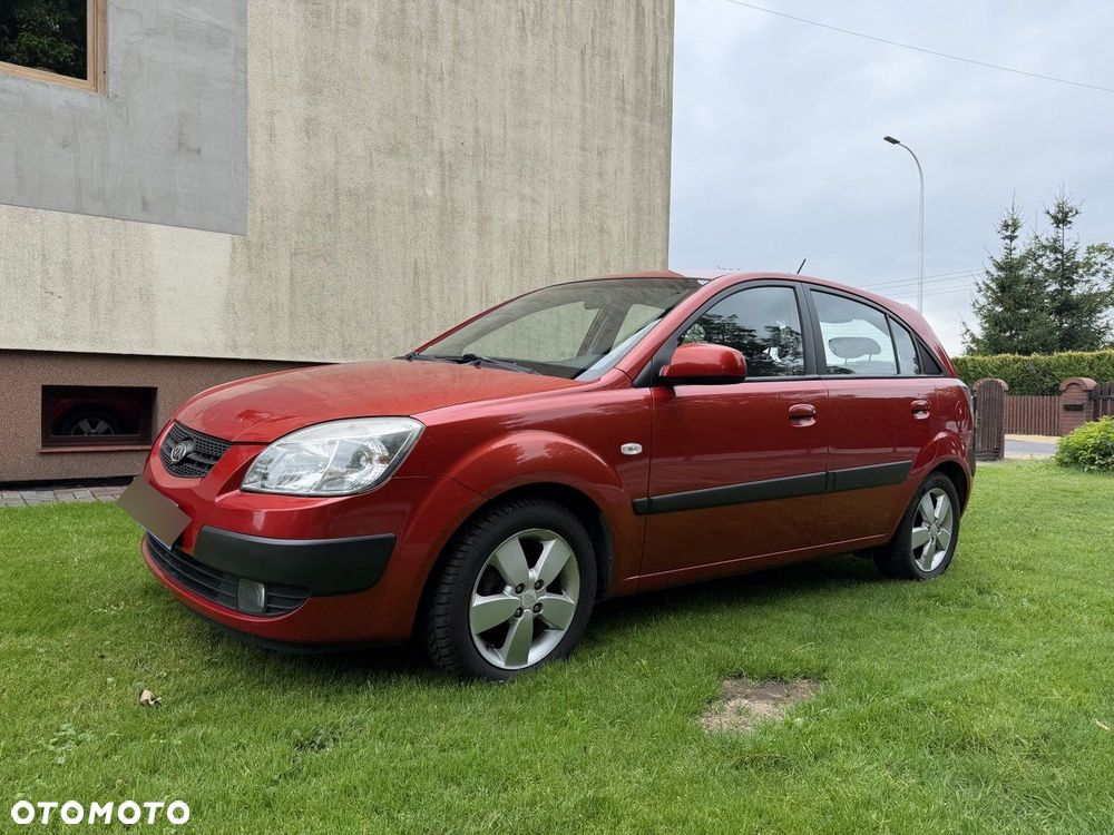 Kia Rio - 1