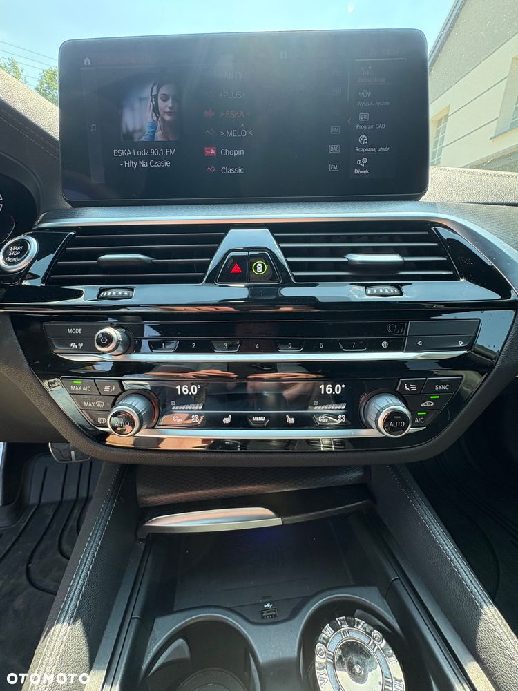 BMW Seria 5 - 32