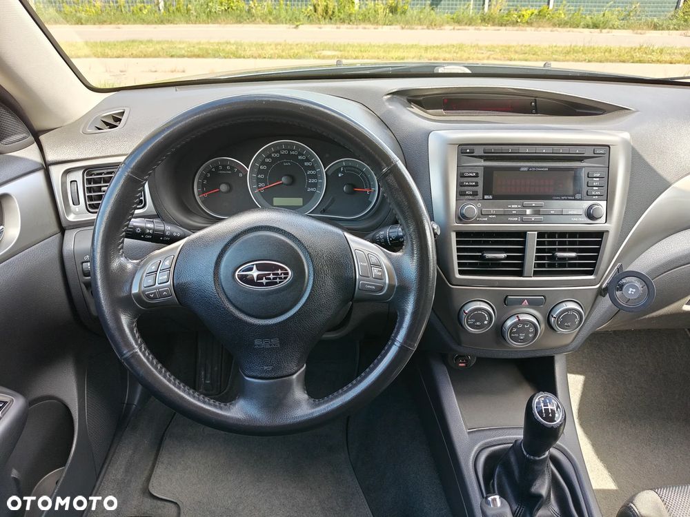 Subaru Impreza 2.0 RS - 9