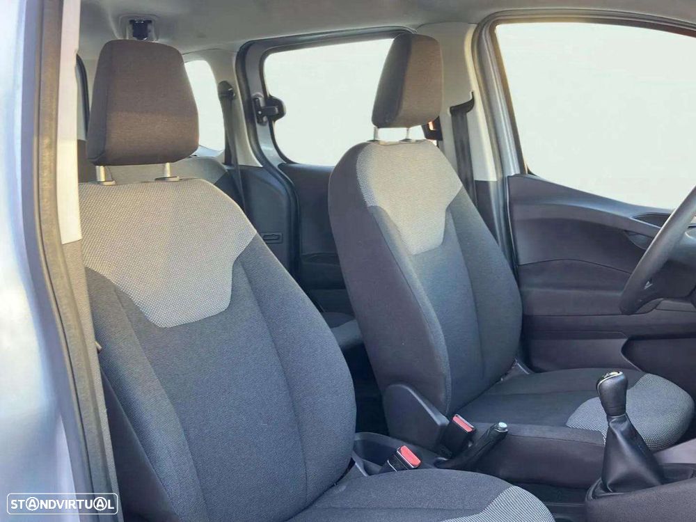 Ford Tourneo Courier 1.0 EcoBoost Ambiente - 14