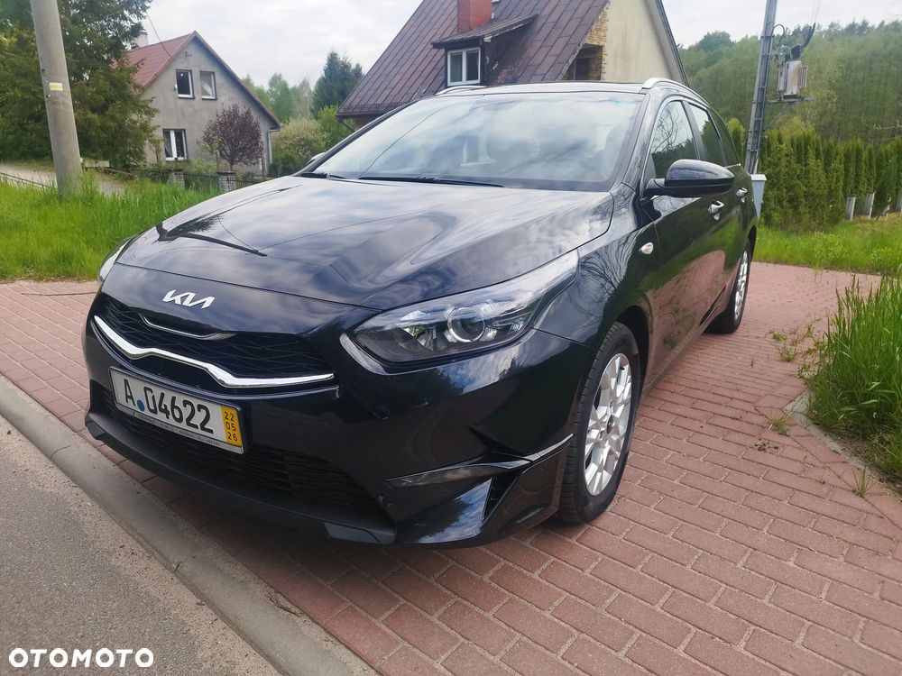 Kia Ceed - 16